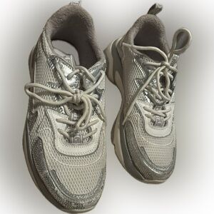 Gianni Bini sneakers